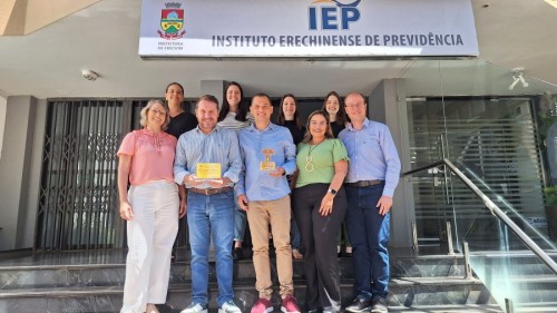 IEP apresenta contas de 2022 ao prefeito de Erechim